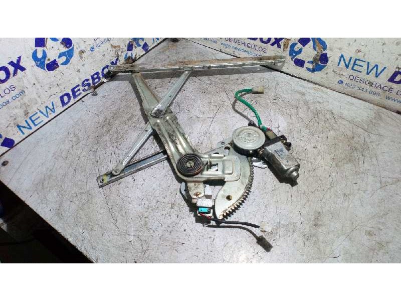 Recambio de elevalunas delantero derecho para mitsubishi montero (v60/v70) 2.5 td cat referencia OEM IAM MR144596  