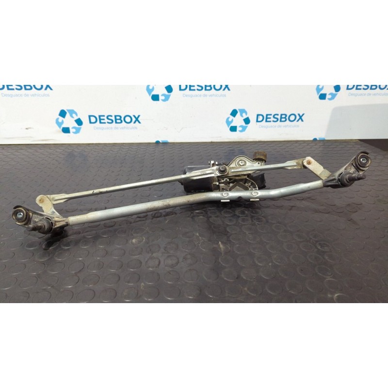 Recambio de motor limpia delantero para renault kangoo authentique referencia OEM IAM 8200409692C  