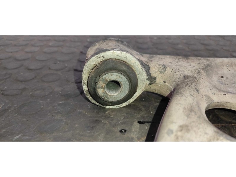 Recambio de brazo derecho inferior delantero para volkswagen passat berlina (3c2) 1.9 tdi referencia OEM IAM 3C0407153B  