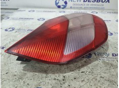 Recambio de piloto trasero izquierdo para renault scenic ii 1.5 dci diesel referencia OEM IAM 8200127764E   2