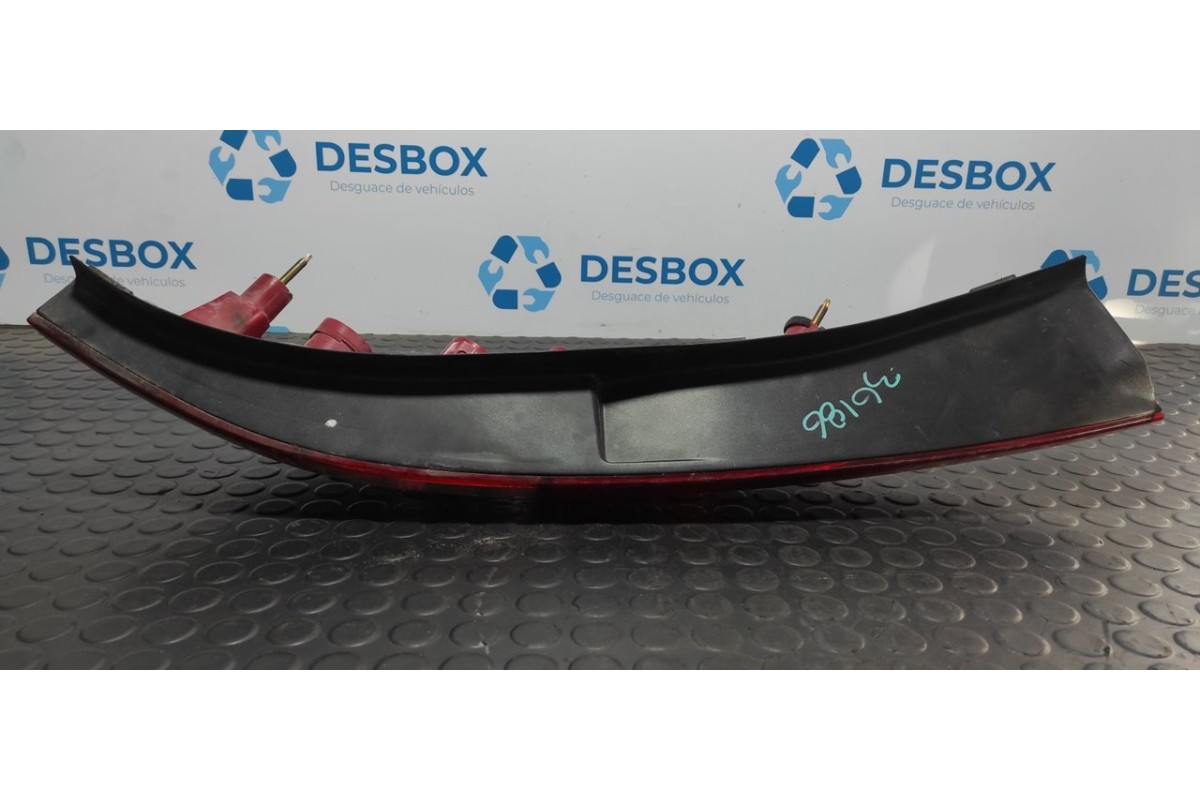 Recambio de piloto trasero derecho para ford mondeo berlina (ge) 2.0 tdci cat referencia OEM IAM 1S7113404C  