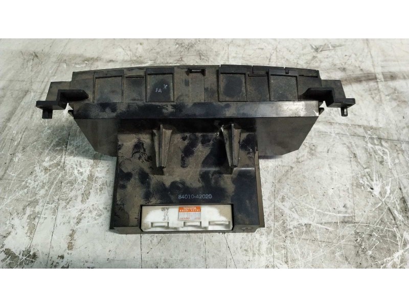 Recambio de mando calefaccion / aire acondicionado para toyota rav 4 (a2) 2.0 luna 4x4 (2003) referencia OEM IAM 8401042020  