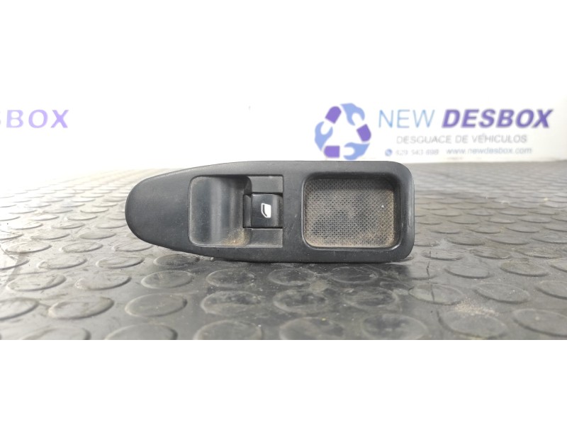 Recambio de mando elevalunas delantero derecho para citroen jumpy hdi 90 27 l1h1 furgón referencia OEM IAM 4996130  