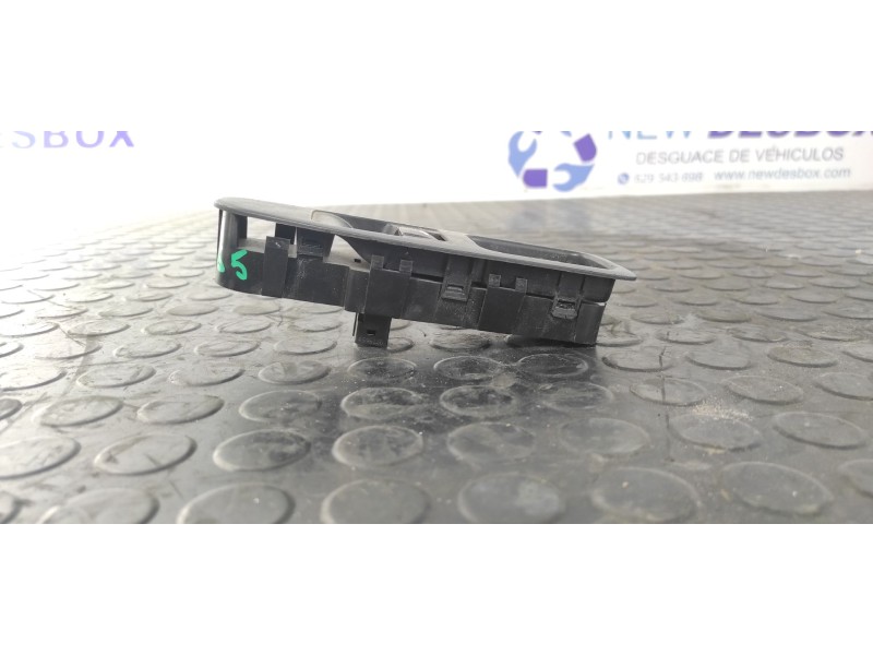 Recambio de mando elevalunas delantero derecho para citroen jumpy hdi 90 27 l1h1 furgón referencia OEM IAM 4996130  