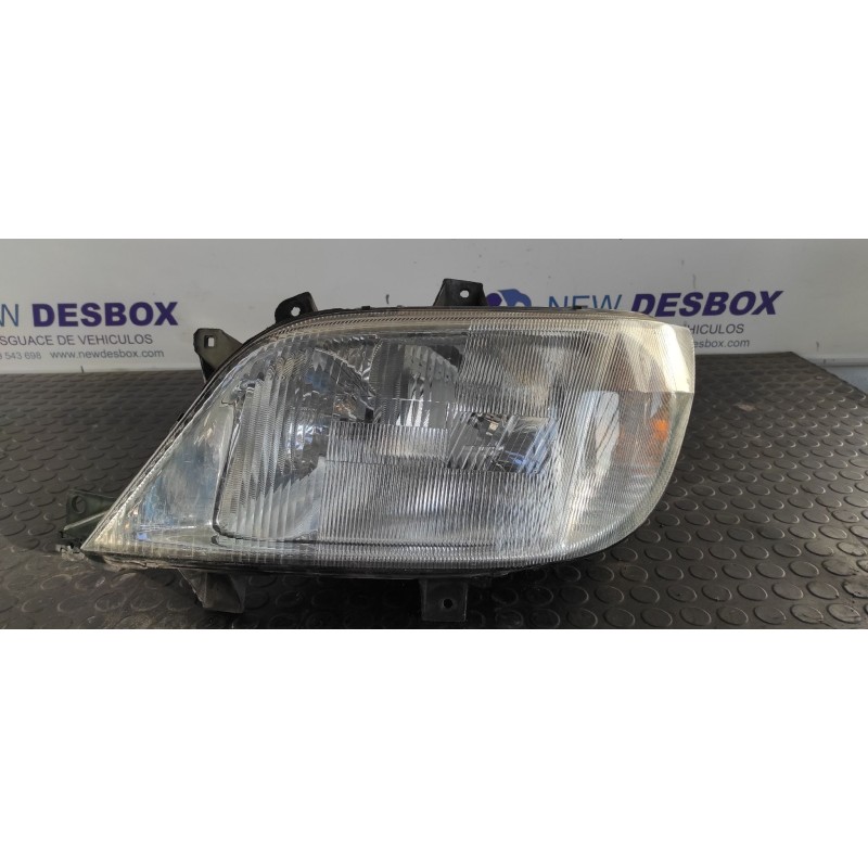 Recambio de faro izquierdo para mercedes-benz sprinter 02.00  caja cerrada, techo elevado referencia OEM IAM 15053100  