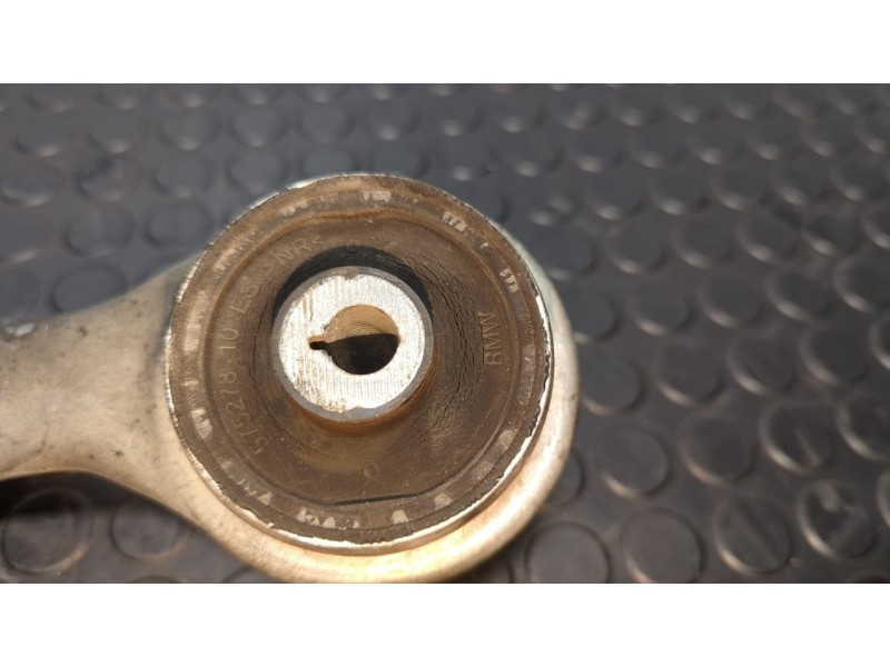 Recambio de brazo izquierdo inferior delantero para bmw serie 3 lim. (f30) 318d advantage referencia OEM IAM 11817315  