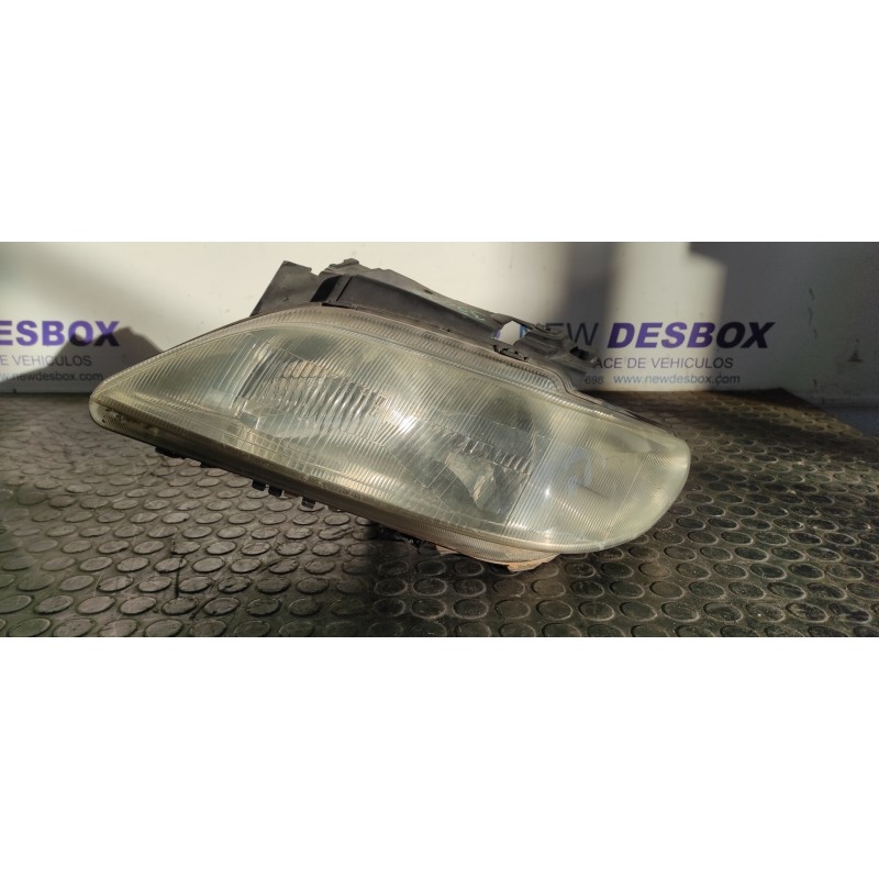 Recambio de faro izquierdo para citroen xsara berlina 1.9 td exclusive referencia OEM IAM 37550748  