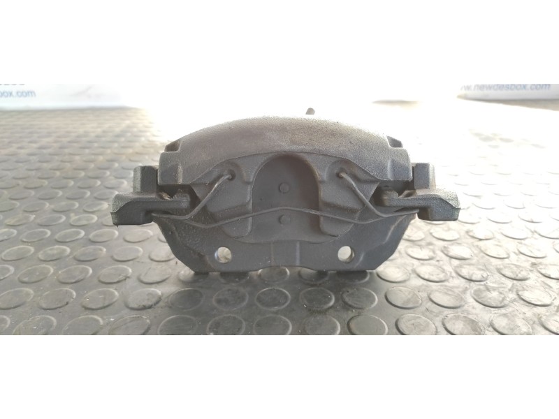 Recambio de pinza de freno delantera izquierda para ford focus turn. titanium referencia OEM IAM ZCD813FOMOCO  