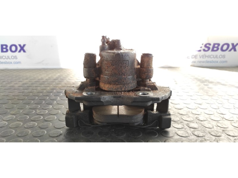Recambio de pinza de freno delantera izquierda para ford focus turn. titanium referencia OEM IAM ZCD813FOMOCO  