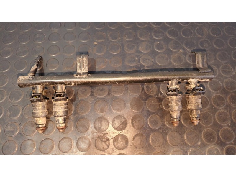 Recambio de rampa inyectora para jeep gr.cherokee (zj)/(z) 5.2 v8 cat referencia OEM IAM 53030597  