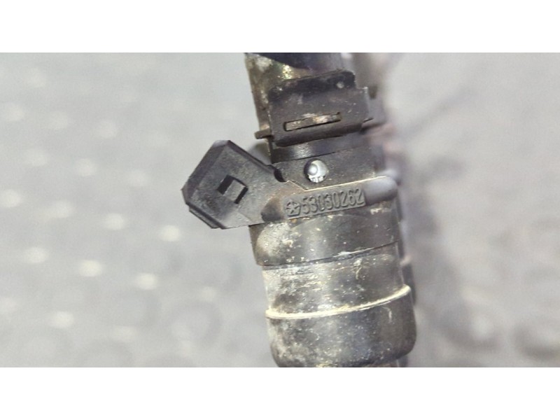 Recambio de rampa inyectora para jeep gr.cherokee (zj)/(z) 5.2 v8 cat referencia OEM IAM 53030597  