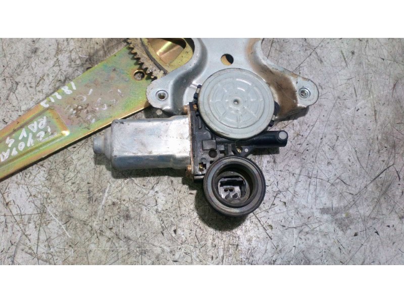Recambio de elevalunas trasero izquierdo para toyota rav 4 (a2) 2.0 luna 4x4 (2003) referencia OEM IAM 71042070  