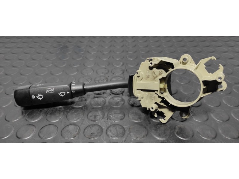 Recambio de mando intermitentes para mercedes-benz clase c (w203) berlina 200 cdi (203.004) referencia OEM IAM 2035450010  