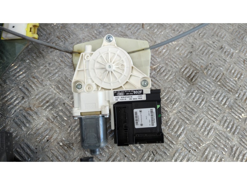 Recambio de elevalunas trasero derecho para audi a3 sportback (8p) 1.6 tdi ambition referencia OEM IAM 8P4959802F  