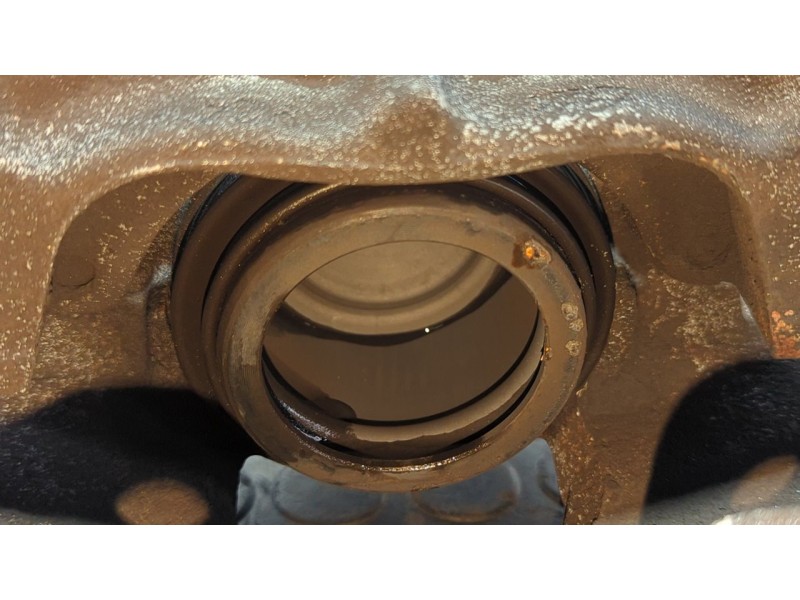 Recambio de pinza de freno delantera derecha para ford mondeo ber. (ca2) titanium referencia OEM IAM ATE746  