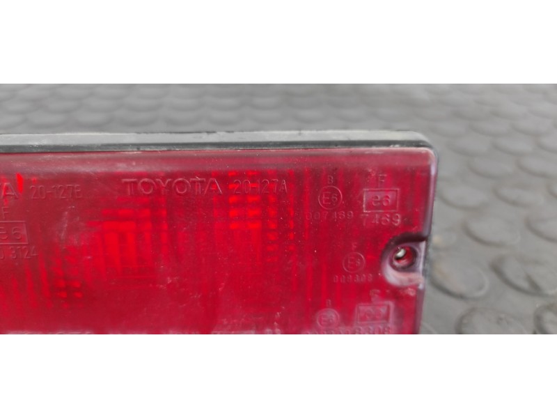 Recambio de piloto porton izquierdo para toyota rav 4 (a2) 1.8 luna (2003) referencia OEM IAM 20127A  
