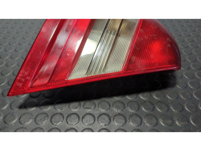 Recambio de piloto trasero izquierdo para mercedes-benz clase c (w202) berlina 250 td (202.128) referencia OEM IAM   