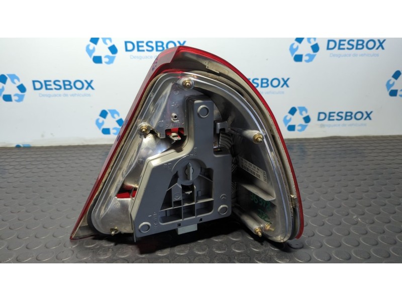 Recambio de piloto trasero izquierdo para mercedes-benz clase c (w202) berlina 250 td (202.128) referencia OEM IAM   
