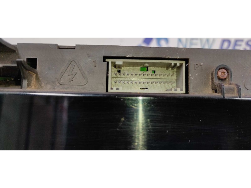 Recambio de cuadro instrumentos para renault scenic ii adventure by coronel tapiocca referencia OEM IAM P8200461294H  
