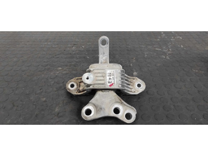 Recambio de soporte motor izquierdo para renault scenic ii adventure by coronel tapiocca referencia OEM IAM 13248551  