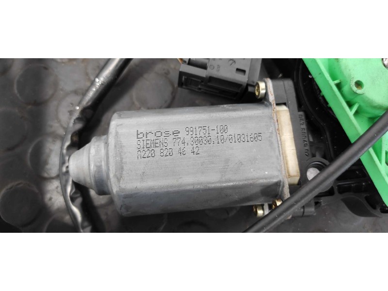 Recambio de elevalunas delantero derecho para mercedes-benz clase cl (w215) coupe 500 (215.375) referencia OEM IAM A2208204642  