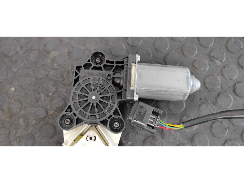 Recambio de elevalunas delantero izquierdo para mercedes-benz clase cl (w215) coupe 500 (215.375) referencia OEM IAM A2208204542