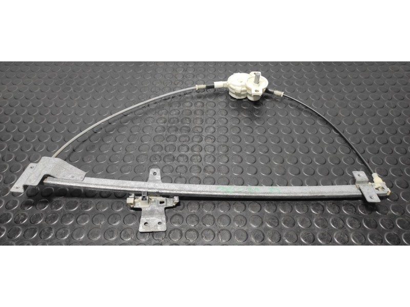 Recambio de elevalunas delantero derecho para mercedes-benz vito (w638) caja cerrada 110 d  (638.074) referencia OEM IAM   