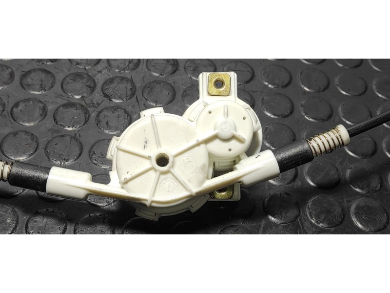 Recambio de elevalunas delantero derecho para mercedes-benz vito (w638) caja cerrada 110 d  (638.074) referencia OEM IAM   