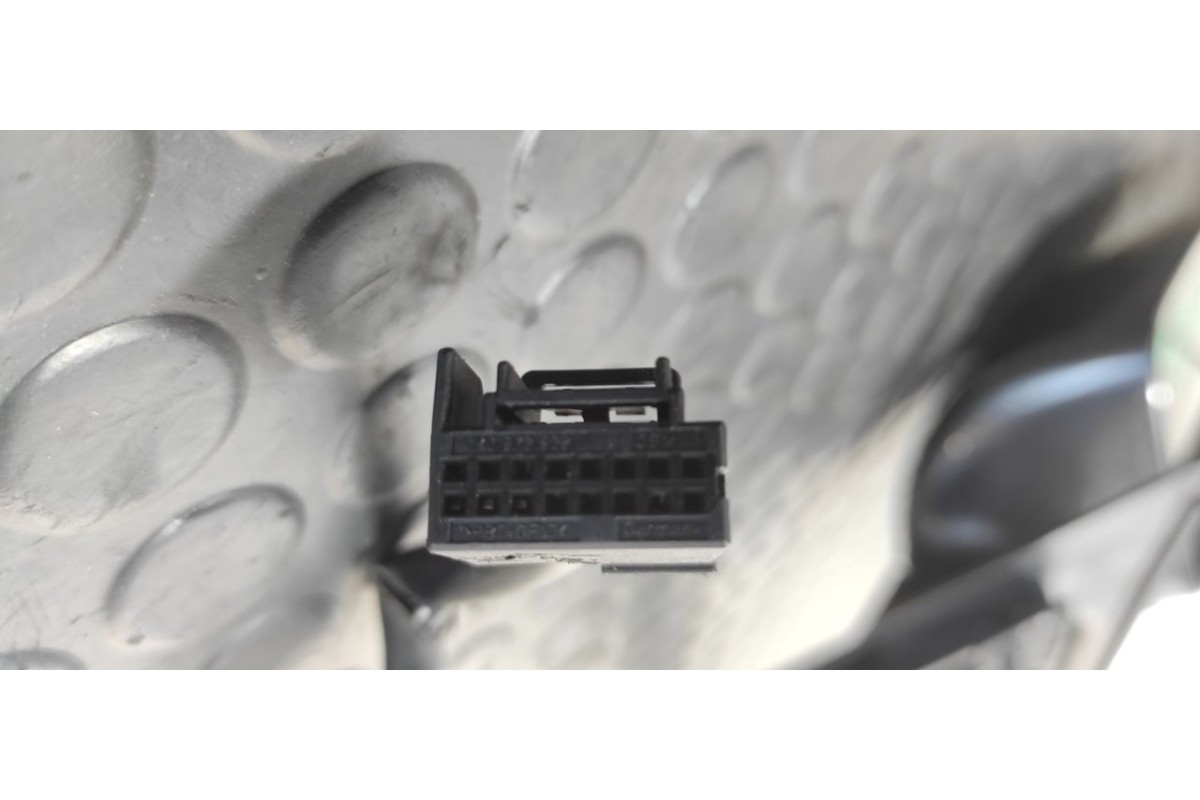 Recambio de retrovisor derecho para audi a3 sportback (8p) 2.0 fsi ambiente referencia OEM IAM 010754  