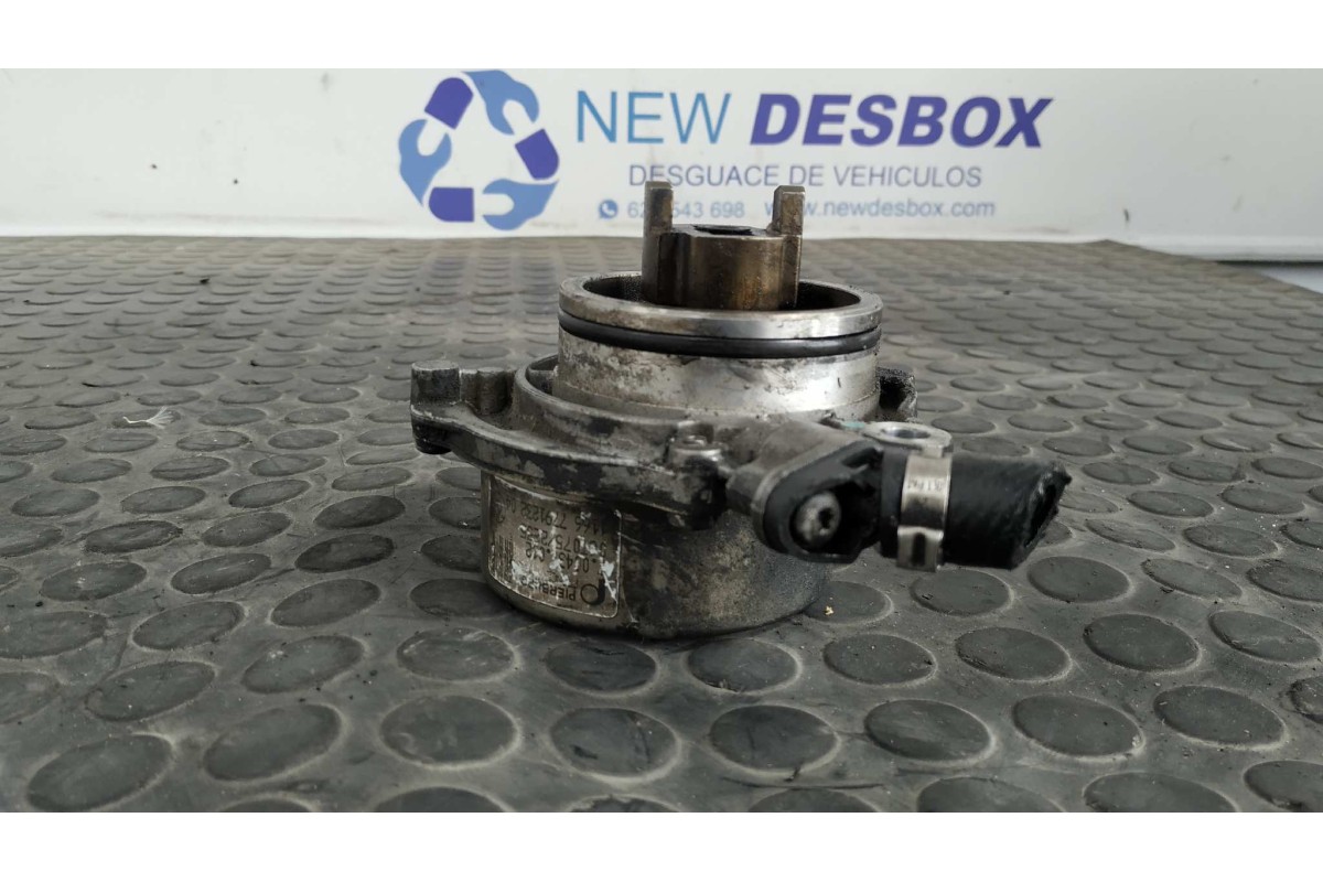 Recambio de depresor freno / bomba vacio para bmw serie 5 berlina (e60) 2.0 16v diesel referencia OEM IAM 700437012  