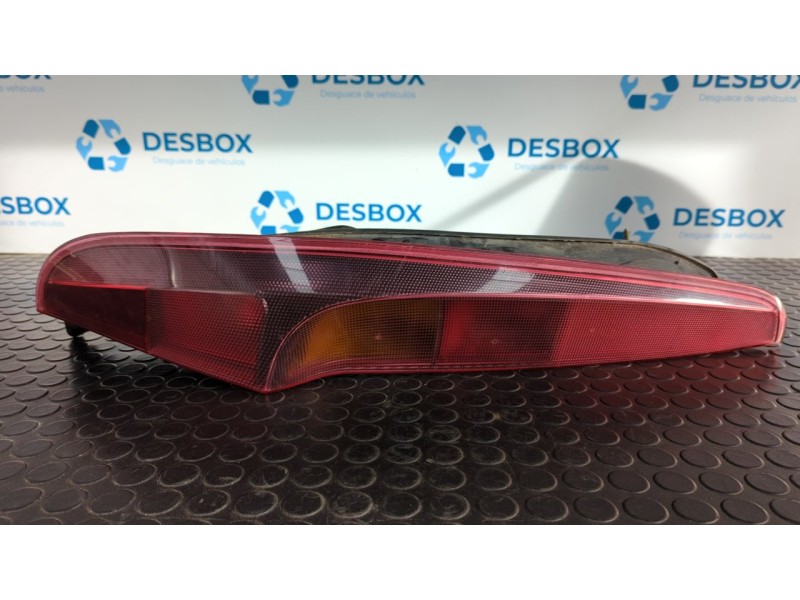 Recambio de piloto trasero izquierdo para fiat punto berlina (188) 1.3 16v multijet feel referencia OEM IAM 517643730  