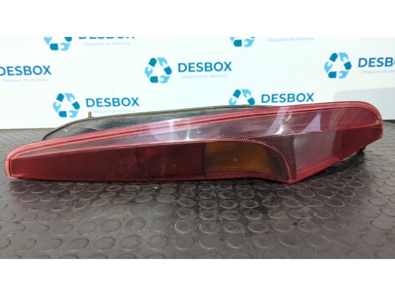 Recambio de piloto trasero derecho para fiat punto berlina (188) 1.3 16v multijet feel referencia OEM IAM 51764372  