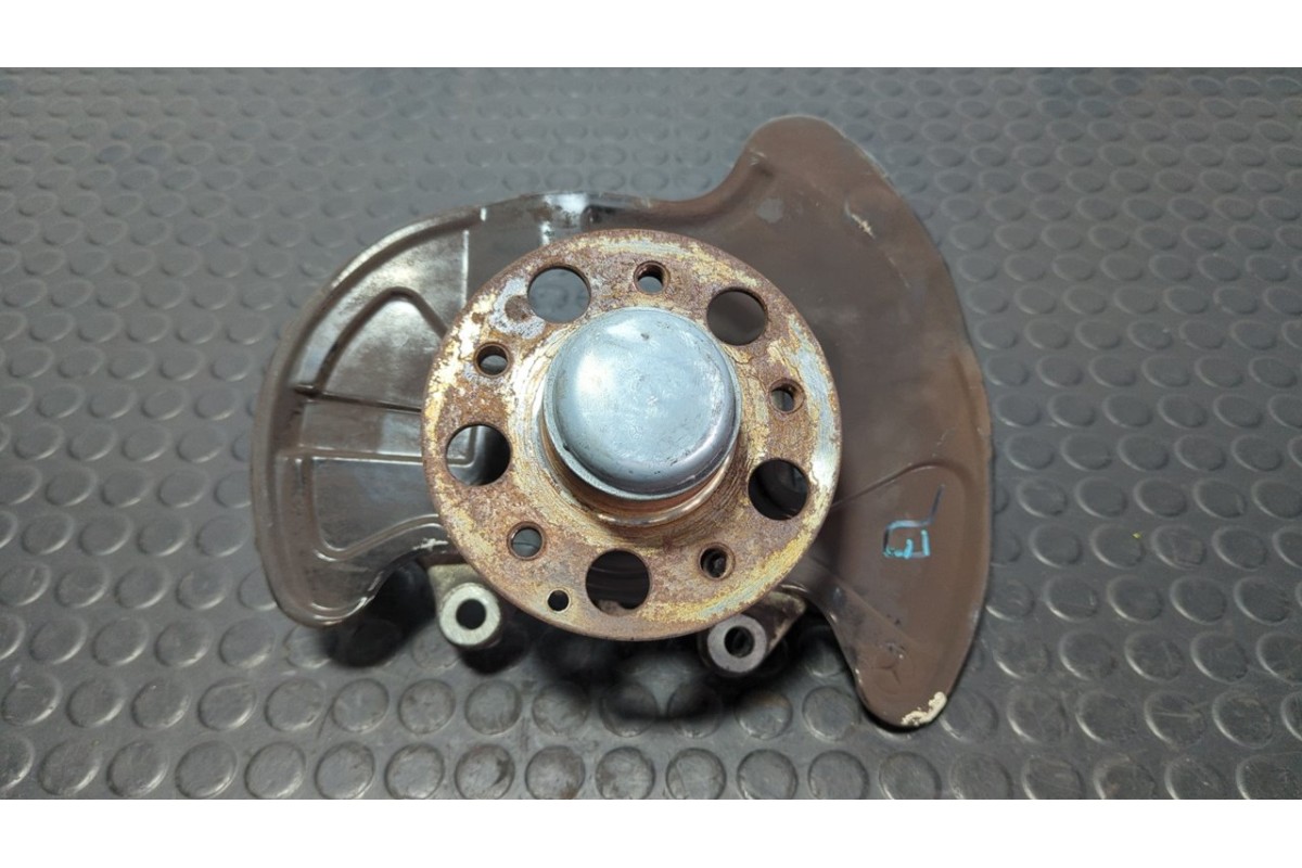 Recambio de mangueta delantera derecha para mercedes-benz clase clc (cl203) clc 220 cdi (la) (203.708) referencia OEM IAM 20402 