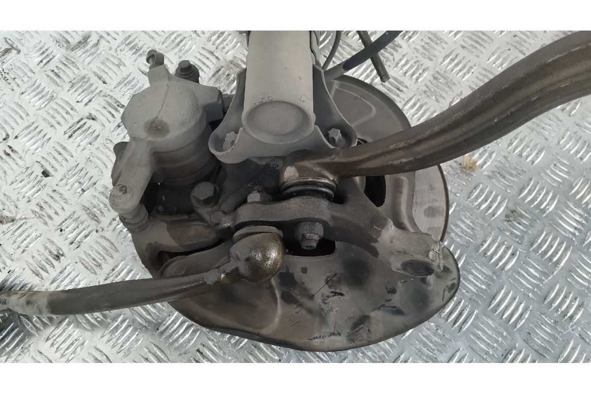 Recambio de mangueta delantera izquierda para mercedes-benz clase clc (cl203) clc 220 cdi (la) (203.708) referencia OEM IAM 2040