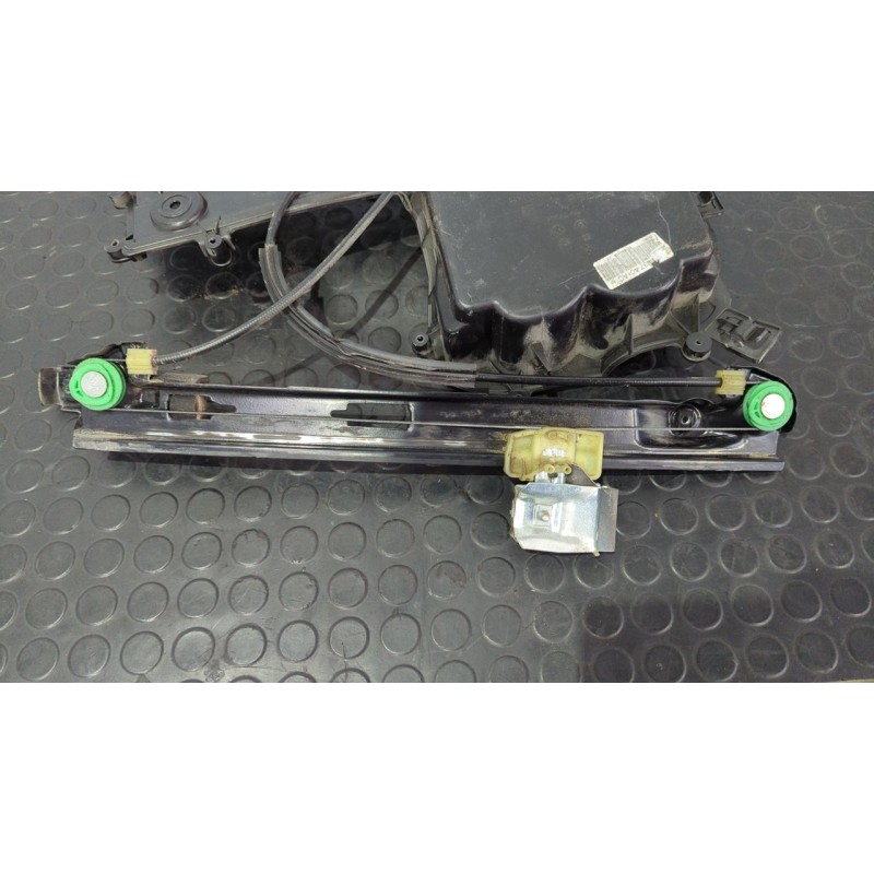 Recambio de elevalunas delantero izquierdo para seat leon (1p1) reference referencia OEM IAM 1P0837401AC  