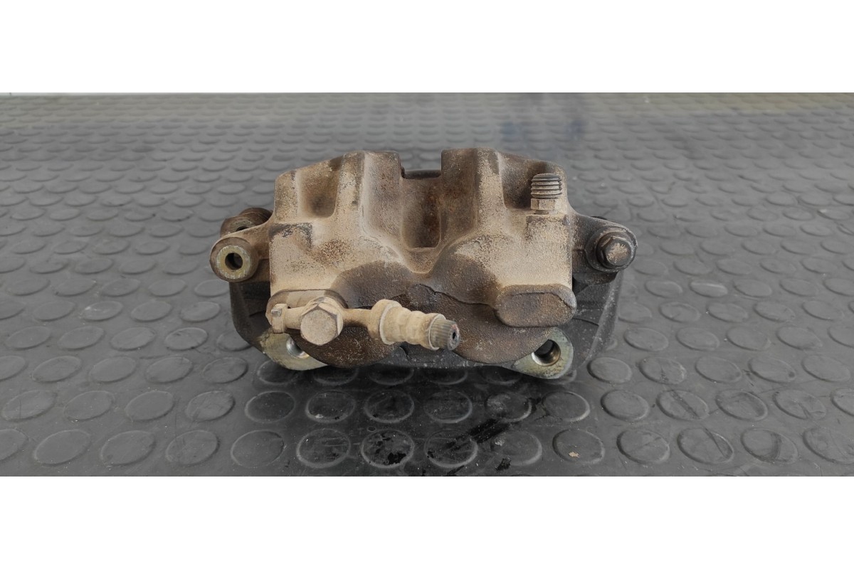 Recambio de pinza de freno delantera izquierda para land rover discovery (lt) 2.5 turbodiesel referencia OEM IAM CN120654  