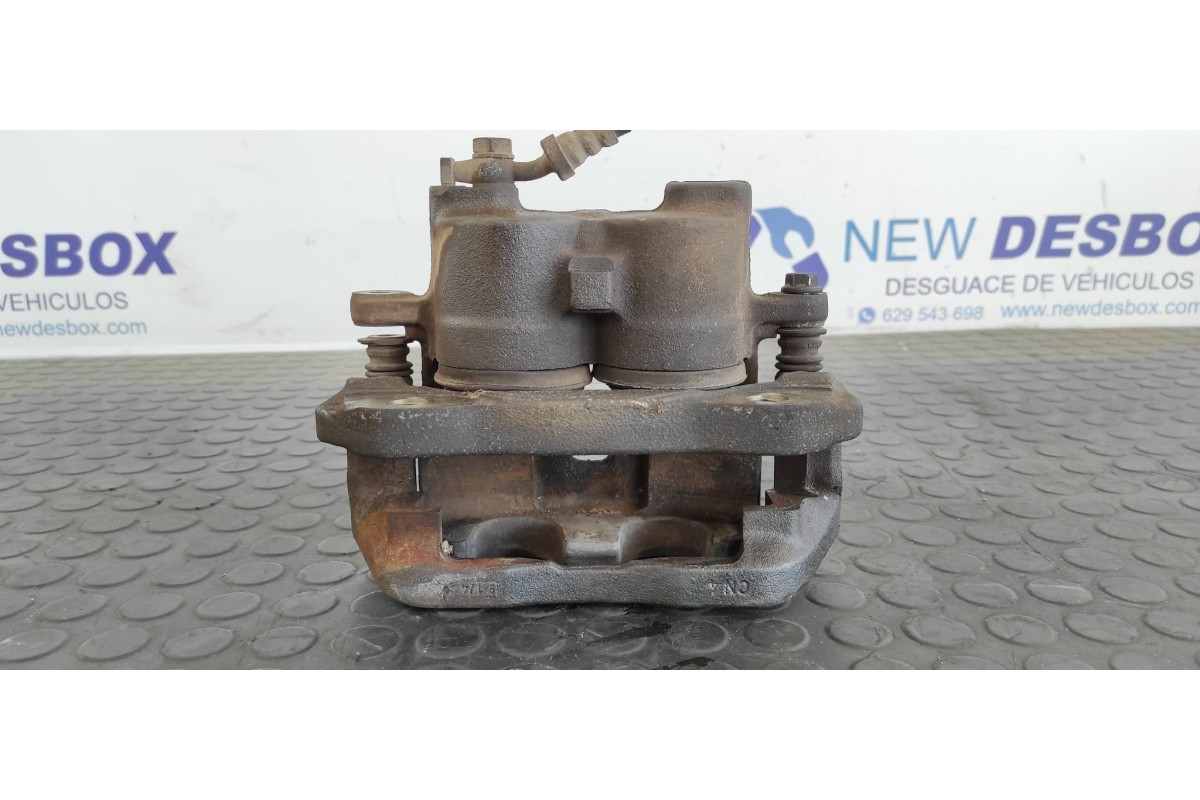 Recambio de pinza de freno delantera izquierda para land rover discovery (lt) 2.5 turbodiesel referencia OEM IAM CN120654  