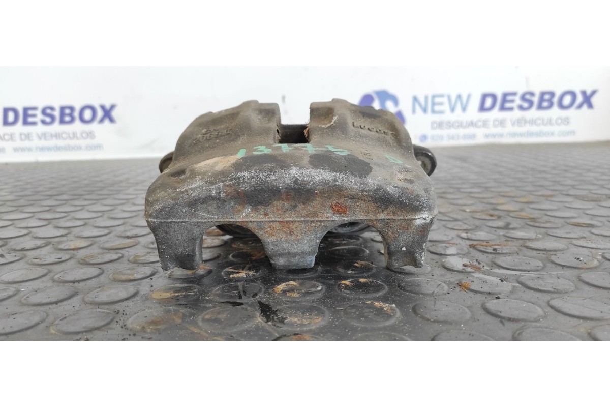 Recambio de pinza de freno delantera derecha para land rover discovery (lt) 2.5 turbodiesel referencia OEM IAM CN120654  