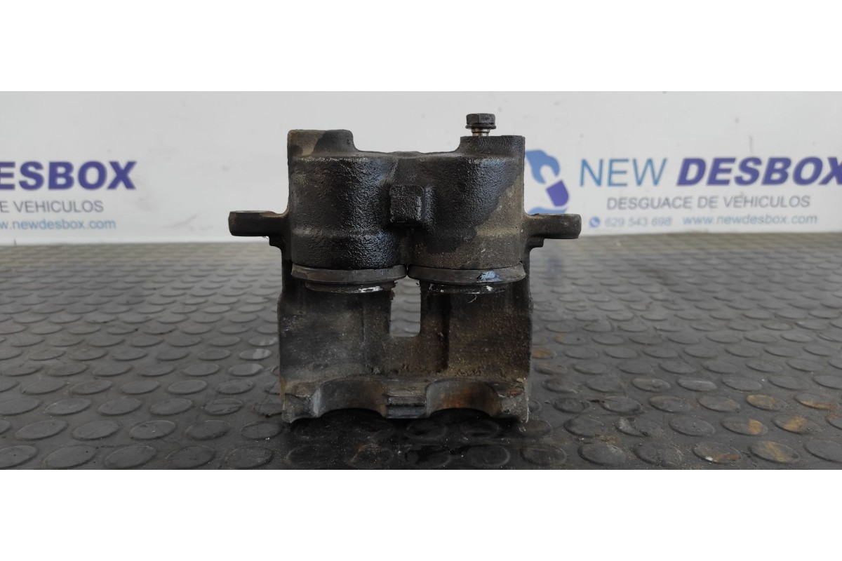 Recambio de pinza de freno delantera derecha para land rover discovery (lt) 2.5 turbodiesel referencia OEM IAM CN120654  