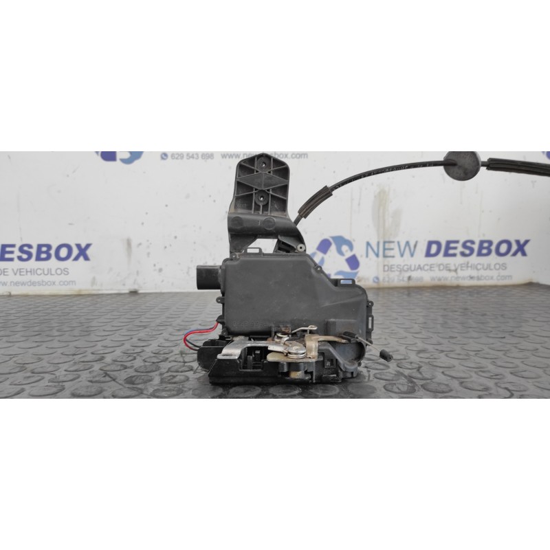 Recambio de cerradura puerta trasera izquierda para volkswagen passat berlina (3b3) 1.9 tdi referencia OEM IAM Y3B4839015A  