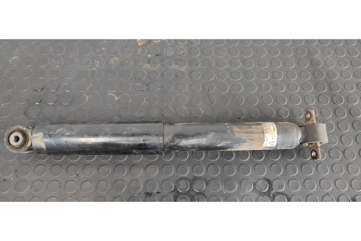 Recambio de amortiguador delantero izquierdo para land rover discovery (lt) 2.5 turbodiesel referencia OEM IAM RNB103532  