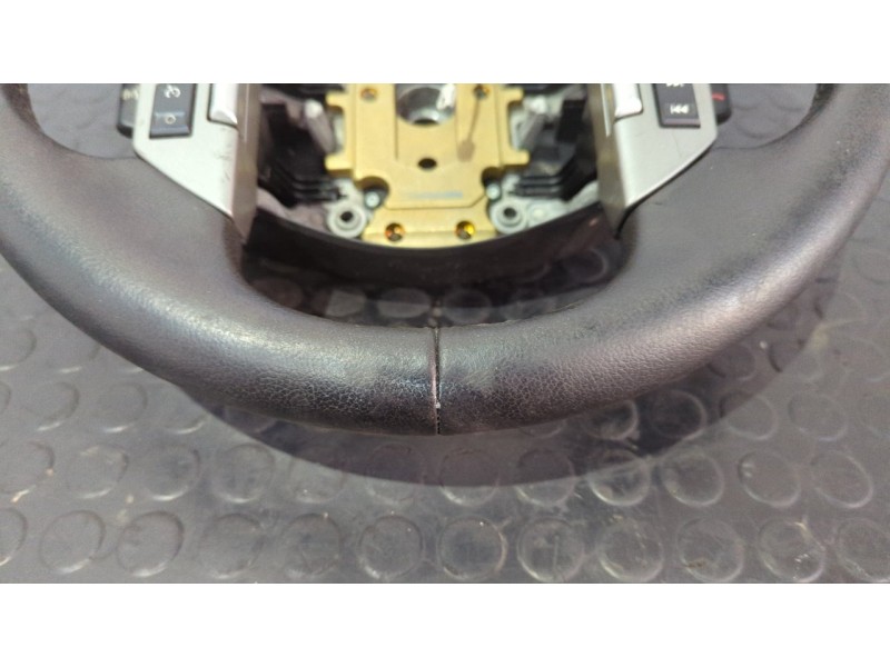 Recambio de volante para land rover range rover sport v8 td edition 60 yrs referencia OEM IAM QTB501390PVJ  