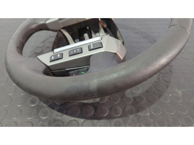 Recambio de volante para land rover range rover sport v8 td edition 60 yrs referencia OEM IAM QTB501390PVJ  