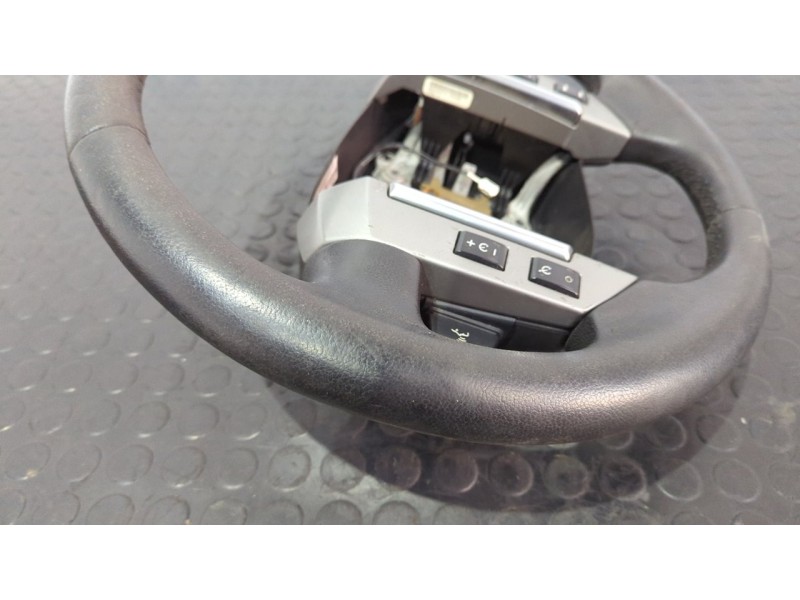 Recambio de volante para land rover range rover sport v8 td edition 60 yrs referencia OEM IAM QTB501390PVJ  