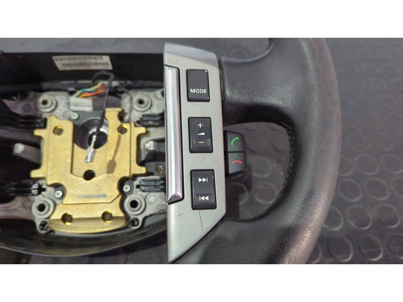 Recambio de volante para land rover range rover sport v8 td edition 60 yrs referencia OEM IAM QTB501390PVJ  