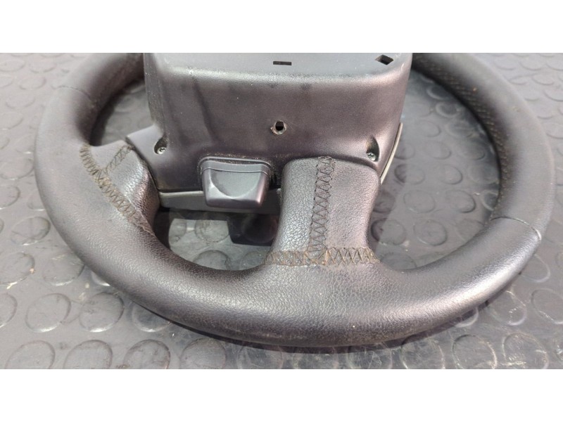 Recambio de volante para land rover range rover sport v8 td edition 60 yrs referencia OEM IAM QTB501390PVJ  