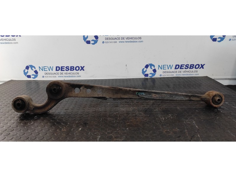 Recambio de brazo izquierdo inferior trasero para land rover discovery (lt) 2.5 turbodiesel referencia OEM IAM RBJ102460  