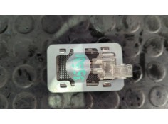 Recambio de luz interior para land rover range rover sport v8 td edition 60 yrs referencia OEM IAM C95YF   2