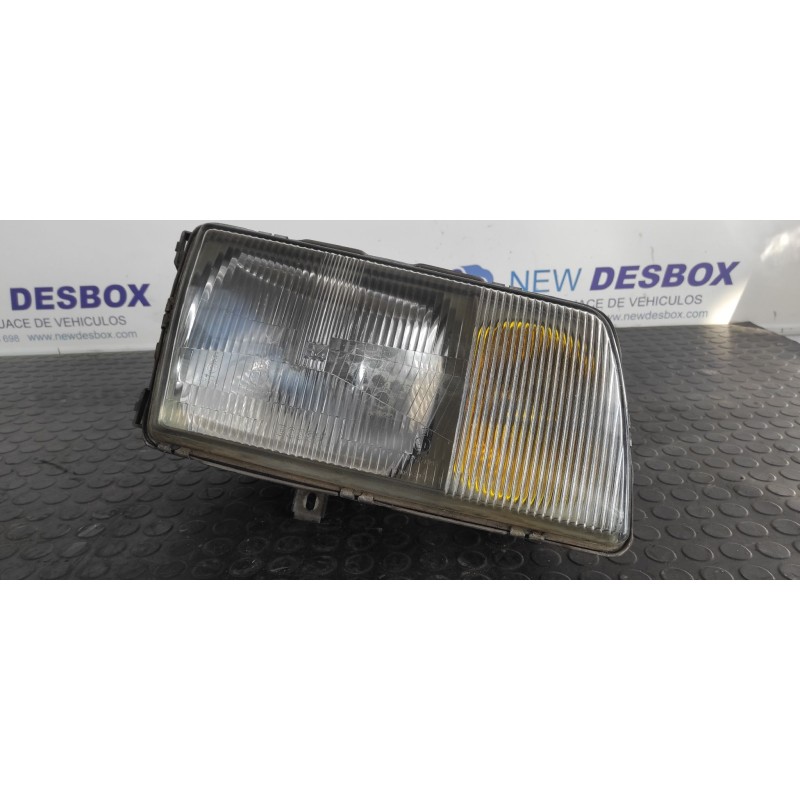 Recambio de faro derecho para mercedes-benz clase s (w126) berlina+coupe sel 500 referencia OEM IAM A1268205661  