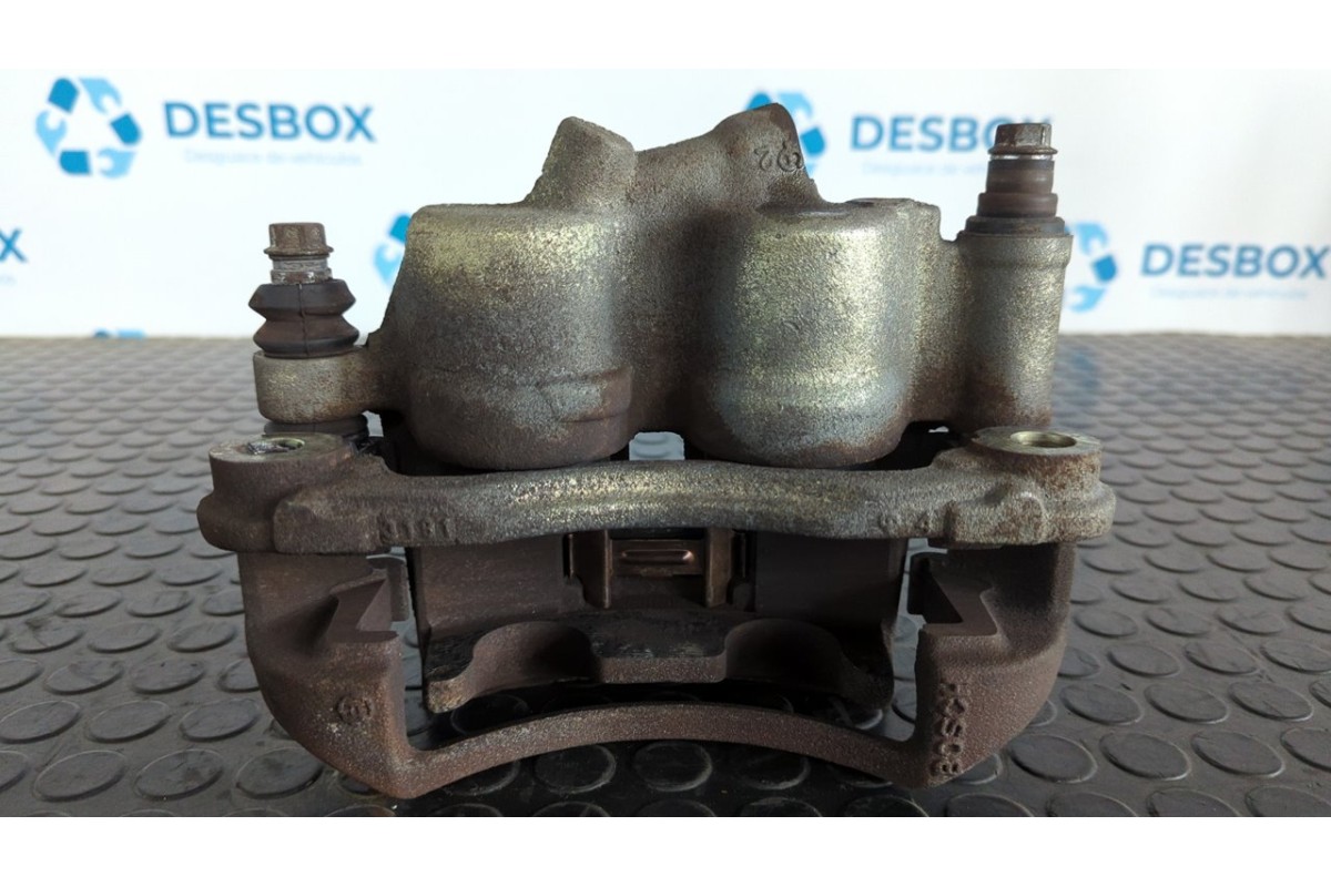 Recambio de pinza de freno delantera izquierda para mercedes-benz sprinter 02.00  combi 213 cdi (902.671-672) referencia OEM IAM